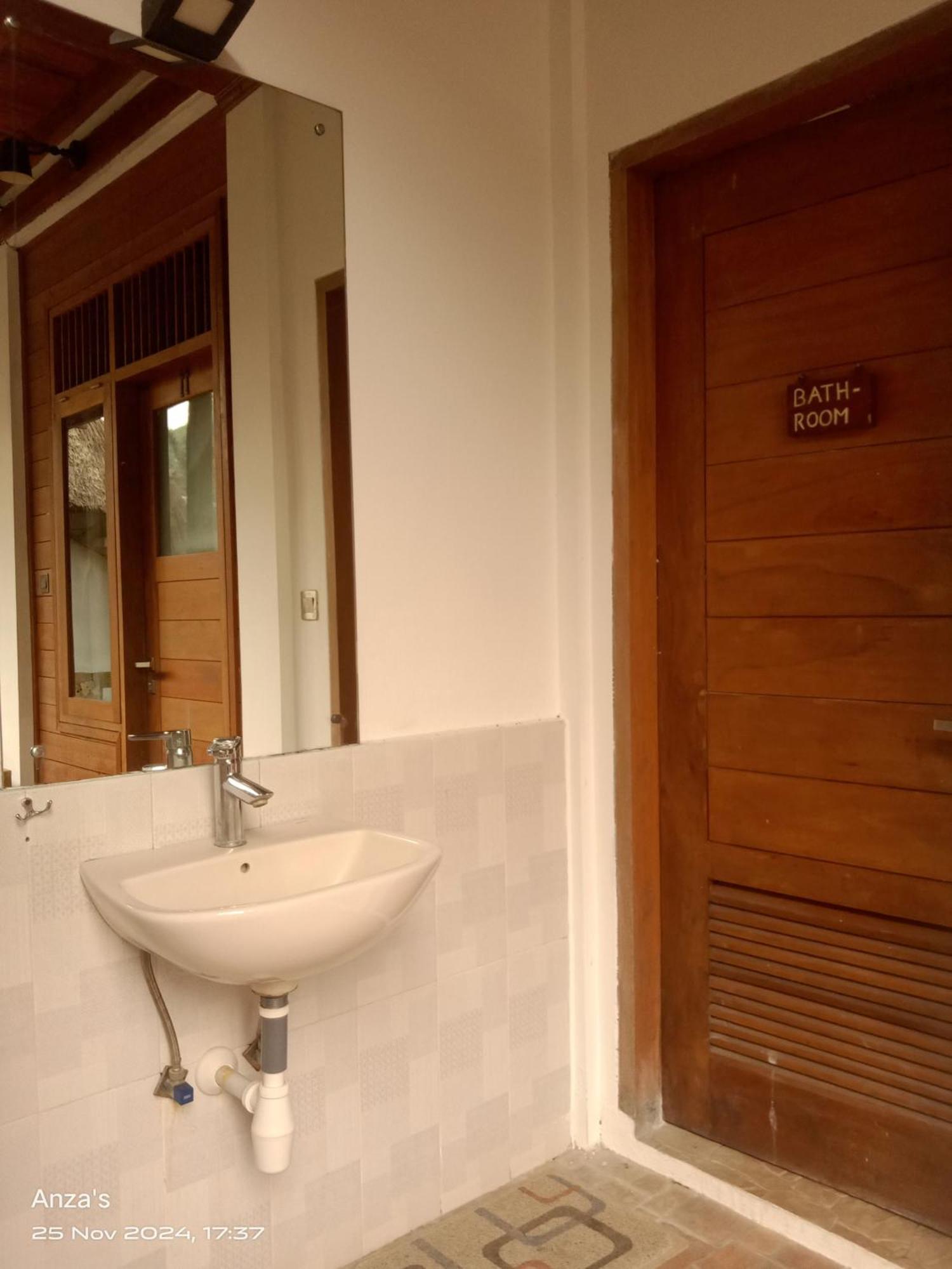 Village Vibes Lombok Kuta  Екстер'єр фото